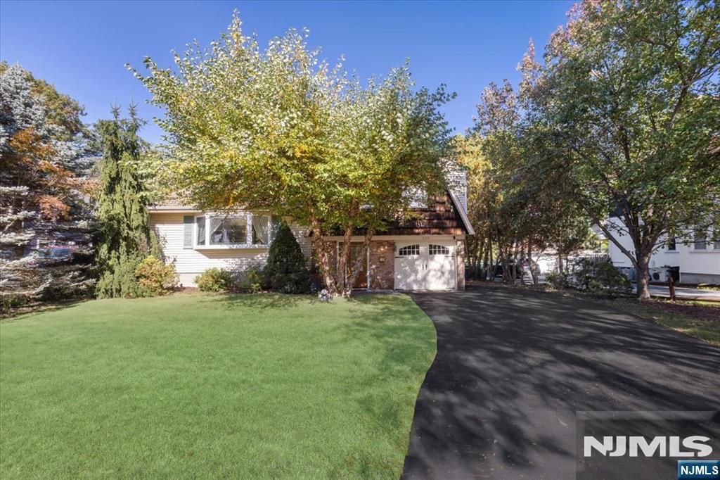 230 Washington Avenue, Westwood, NJ 07675