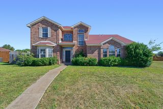 421 Chestnut Lane, Desoto, TX 75115