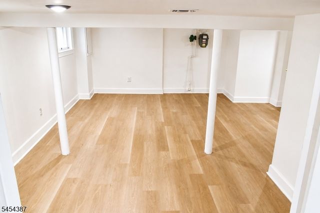 407 E 10Th Ave, Roselle Boro, NJ 07203