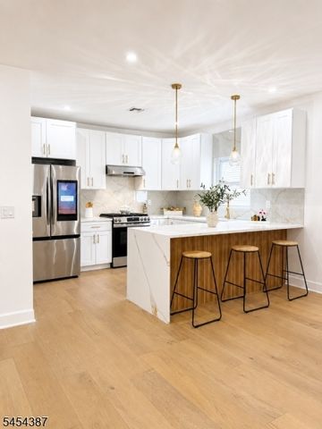 407 E 10Th Ave, Roselle Boro, NJ 07203