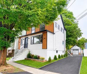407 E 10Th Ave, Roselle Boro, NJ 07203