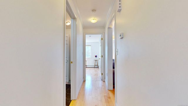 46 East Avenue, Milford, CT 06460