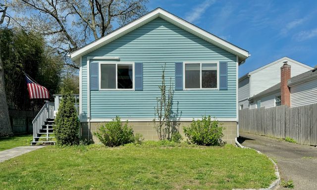 46 East Avenue, Milford, CT 06460