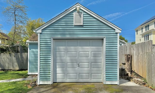 46 East Avenue, Milford, CT 06460