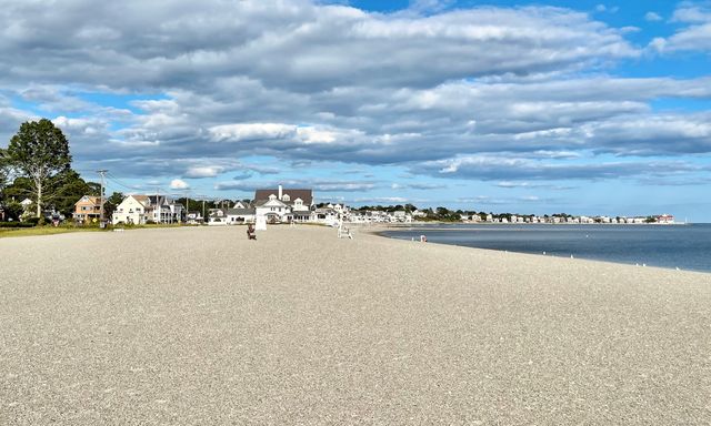 46 East Avenue, Milford, CT 06460