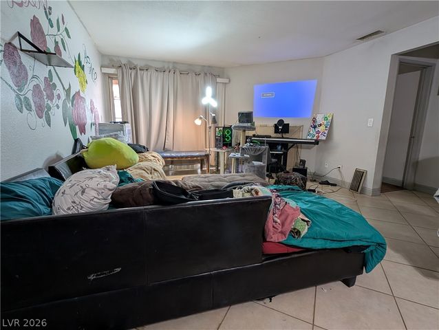 2200 South Fort Apache Road 1118, Las Vegas, NV 89117