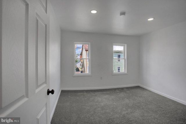 164 E PENN ST, Carlisle, PA 17013