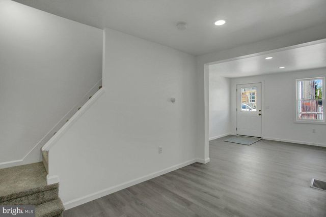 164 E PENN ST, Carlisle, PA 17013