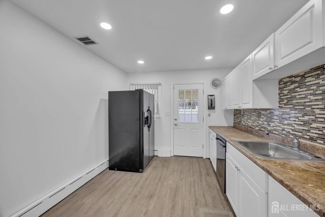 120 Winthrop Road, Edison, NJ 08817