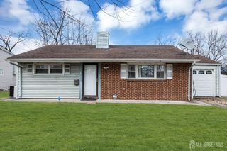 120 Winthrop Road, Edison, NJ 08817