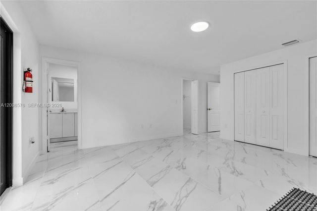 152 NW 18 St, Homestead, FL 33030