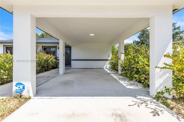152 NW 18 St, Homestead, FL 33030