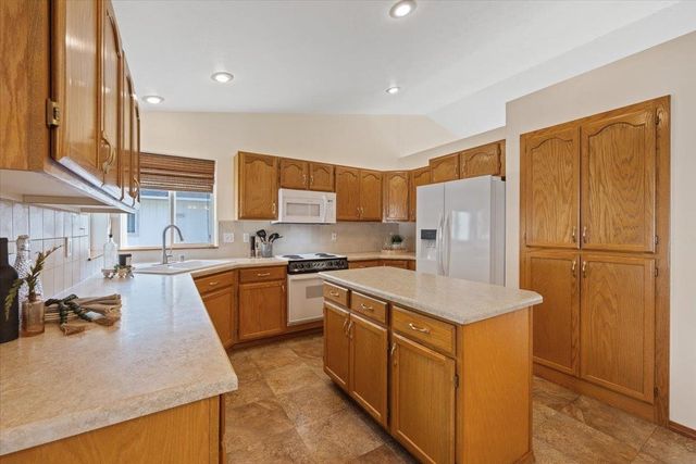 16027 E Radco Dr, Spokane Valley, WA 99037