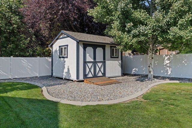 16027 E Radco Dr, Spokane Valley, WA 99037