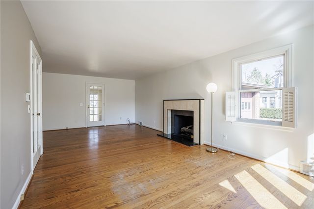 193 Georgian Court Road, Brighton, NY 14610