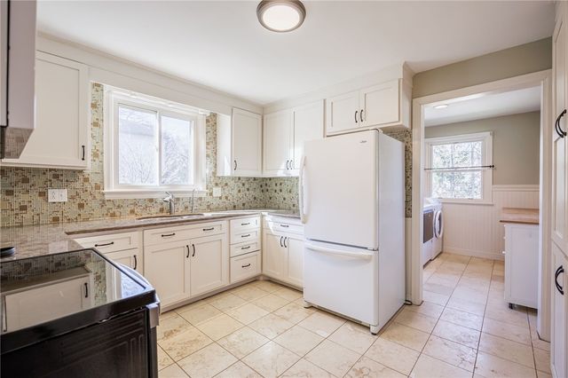 193 Georgian Court Road, Brighton, NY 14610