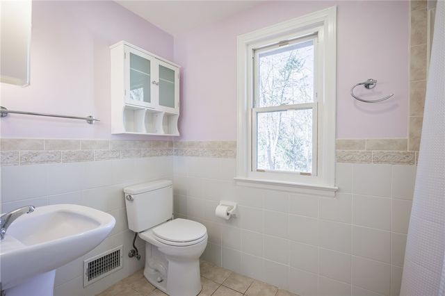 193 Georgian Court Road, Brighton, NY 14610