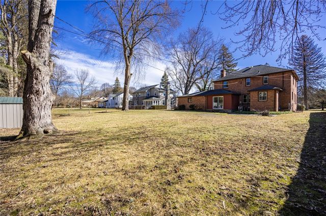 193 Georgian Court Road, Brighton, NY 14610