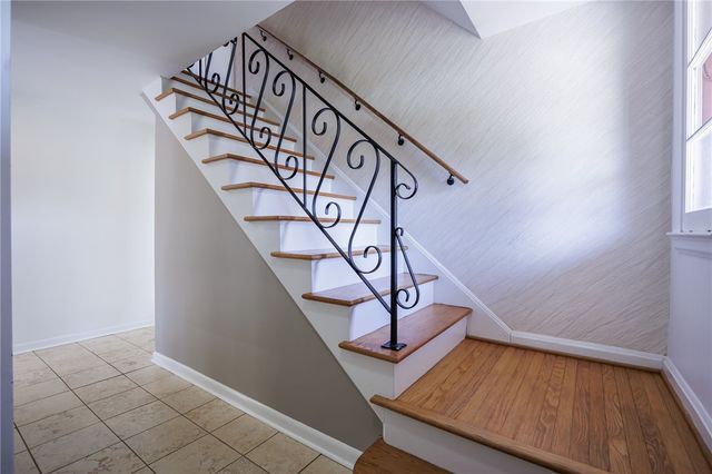 193 Georgian Court Road, Brighton, NY 14610