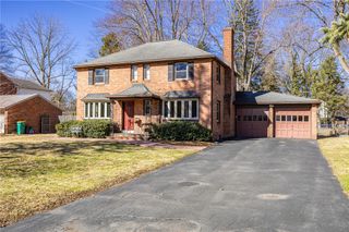 193 Georgian Court Road, Brighton, NY 14610
