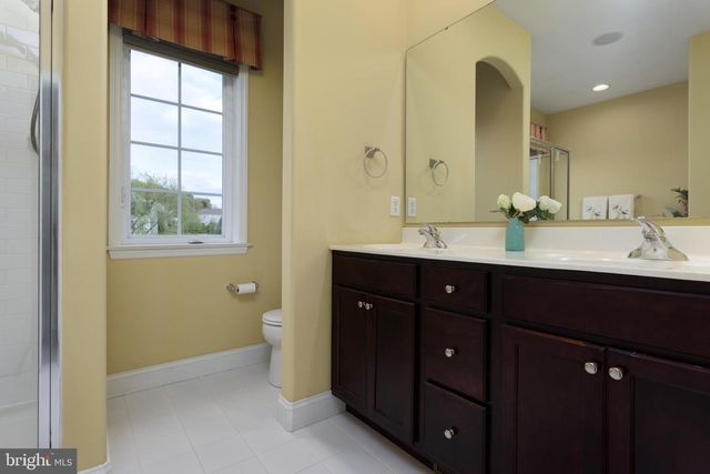 7388 VIEW CREST DR, Harrisburg, PA 17112