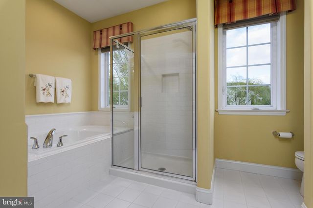 7388 VIEW CREST DR, Harrisburg, PA 17112