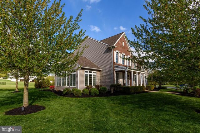 7388 VIEW CREST DR, Harrisburg, PA 17112