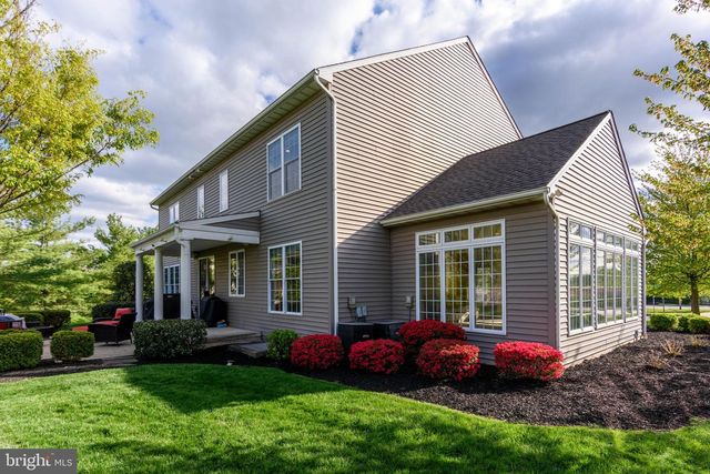 7388 VIEW CREST DR, Harrisburg, PA 17112