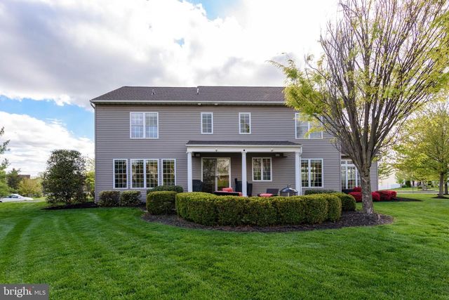 7388 VIEW CREST DR, Harrisburg, PA 17112