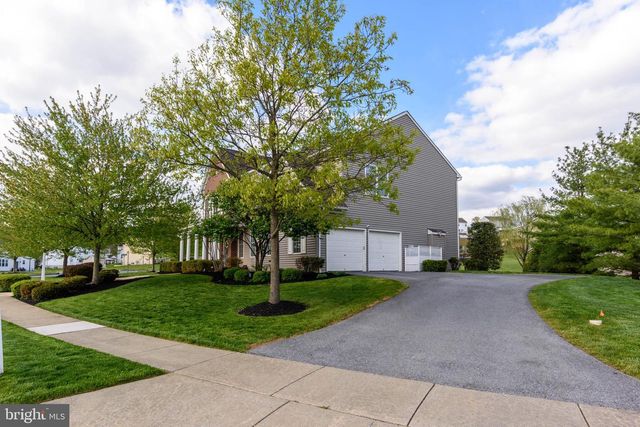 7388 VIEW CREST DR, Harrisburg, PA 17112