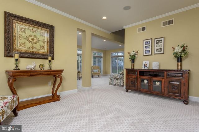 7388 VIEW CREST DR, Harrisburg, PA 17112