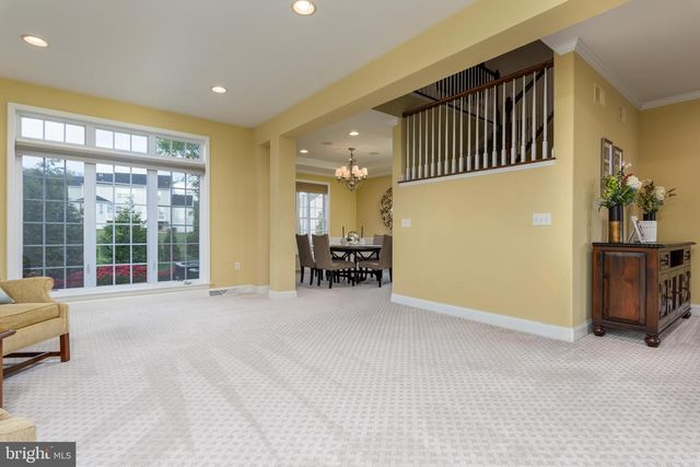 7388 VIEW CREST DR, Harrisburg, PA 17112