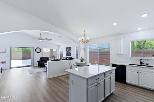 17677 W CORRINE Drive, Surprise, AZ 85388
