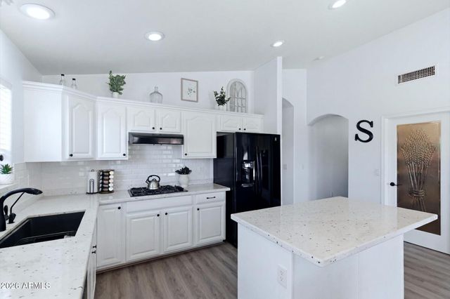17677 W CORRINE Drive, Surprise, AZ 85388