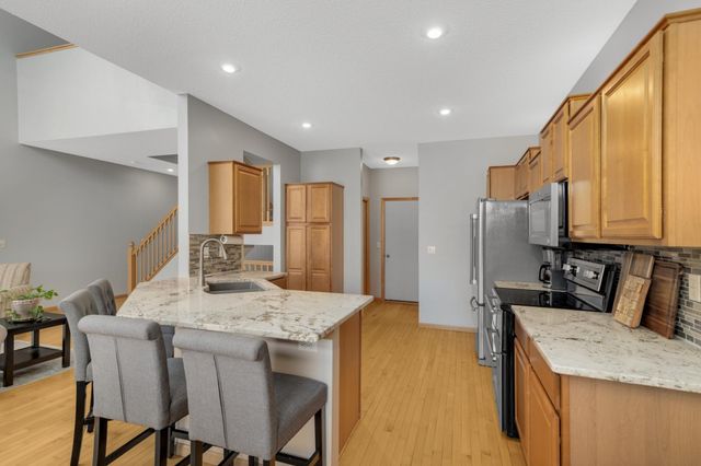 593 Crane Creek Lane, Eagan, MN 55121