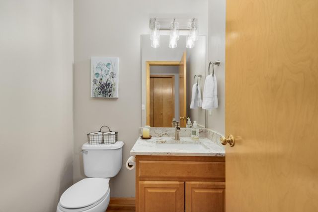 593 Crane Creek Lane, Eagan, MN 55121