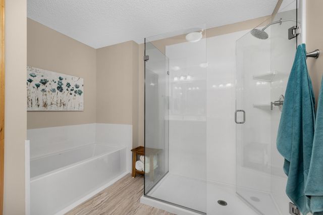 593 Crane Creek Lane, Eagan, MN 55121