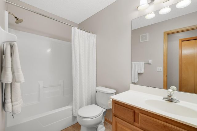 593 Crane Creek Lane, Eagan, MN 55121