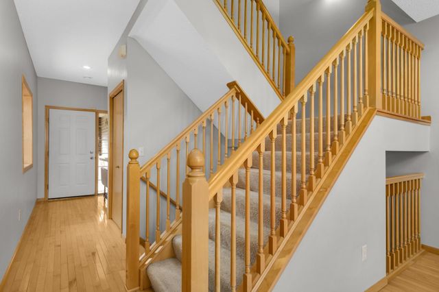 593 Crane Creek Lane, Eagan, MN 55121