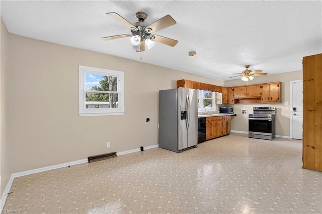 3400 Oak Ridge Road, Summerfield, NC 27358