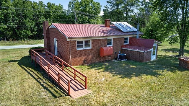 3400 Oak Ridge Road, Summerfield, NC 27358