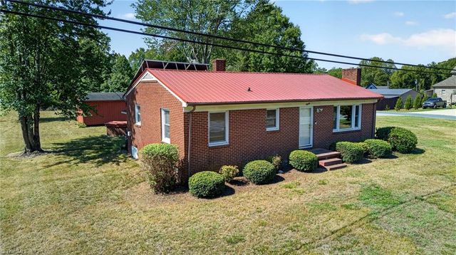 3400 Oak Ridge Road, Summerfield, NC 27358