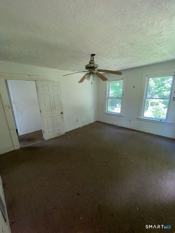 14 Brown Place, New Haven, CT 06512