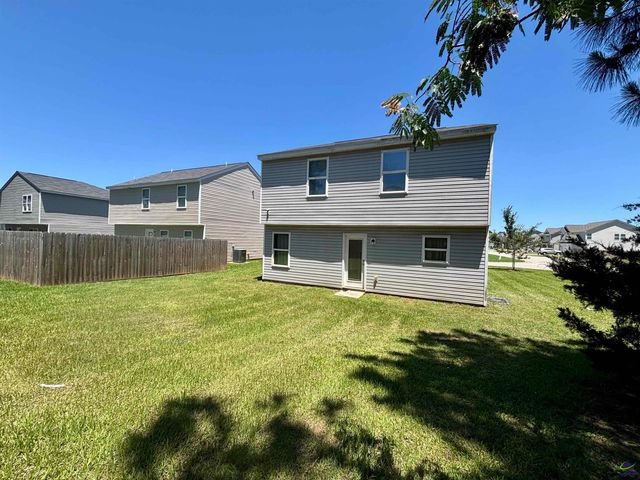 101 Sourwood Lane, Warner Robins, GA 31093
