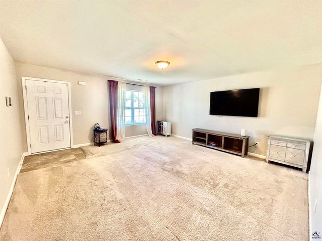 101 Sourwood Lane, Warner Robins, GA 31093