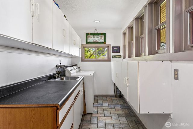 311 S Perkins Street, Buckley, WA 98321