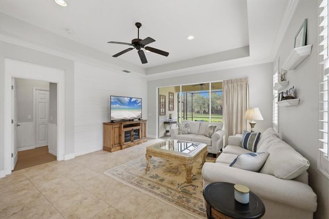 2905 TRUSTEE AVENUE, Sarasota, FL 34243