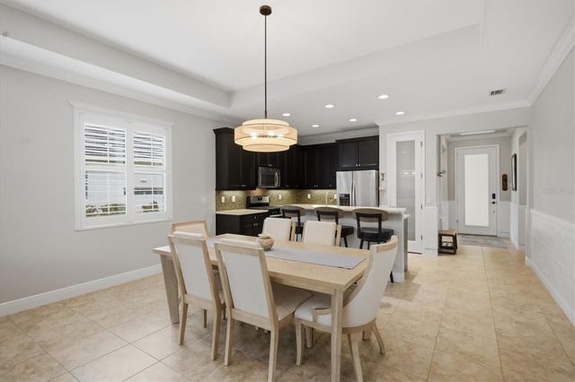 2905 TRUSTEE AVENUE, Sarasota, FL 34243