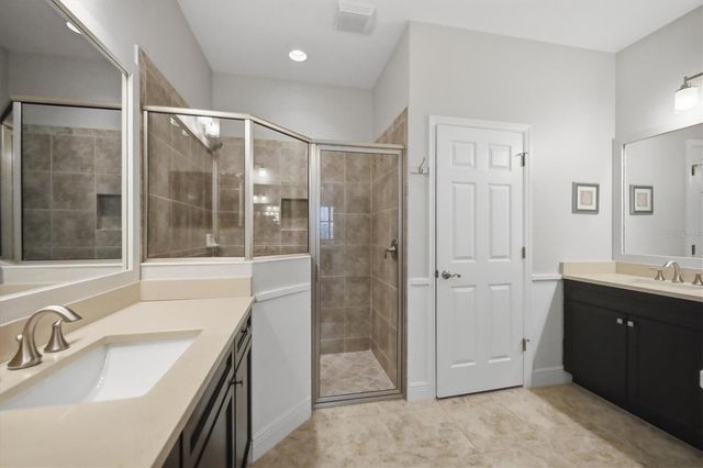2905 TRUSTEE AVENUE, Sarasota, FL 34243
