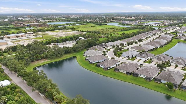 2905 TRUSTEE AVENUE, Sarasota, FL 34243
